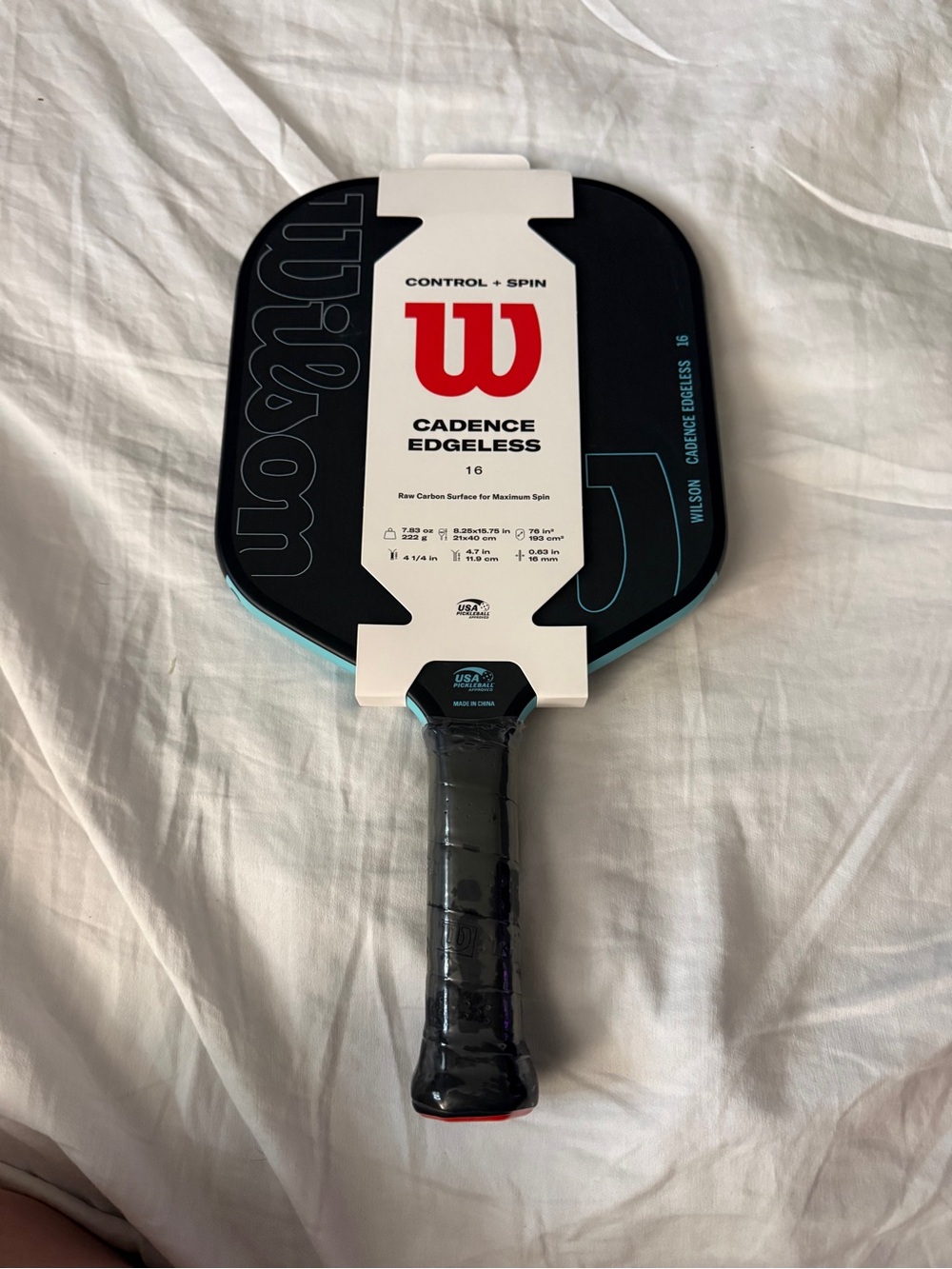 Wilson Cadence Edgeless 16 Pickleball Paddle - Control + Spin - Carbon - NEW